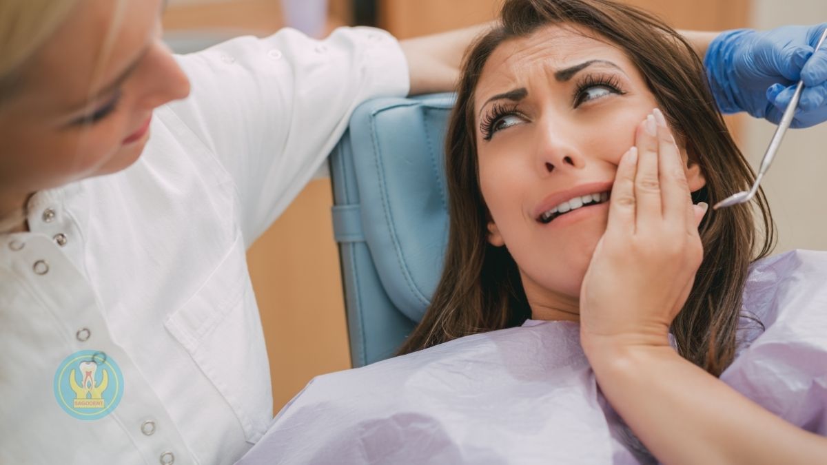 Hiểu về cơn đau răng và nguyên nhân để biết đau răng nên làm gì